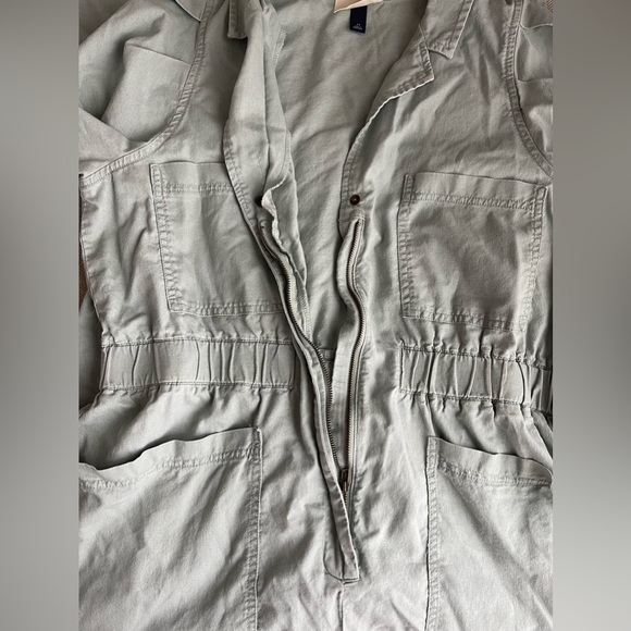 Universal Thread Light Green Jumpsuit - Picture 9 of 16